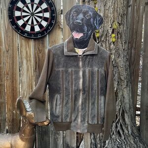 Vintage Mervyn’s Mens Collection Mens Cow Split Leather Jacket.